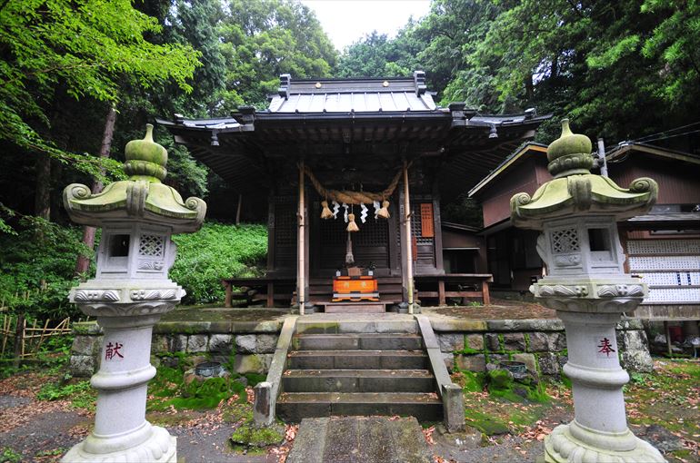 箱根湯本の開湯に縁のある白山神社