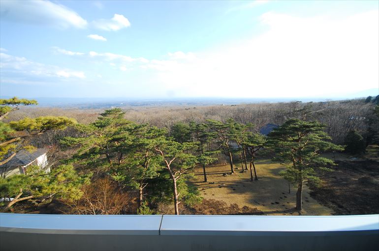 展望風呂付き客室から見える関東平野