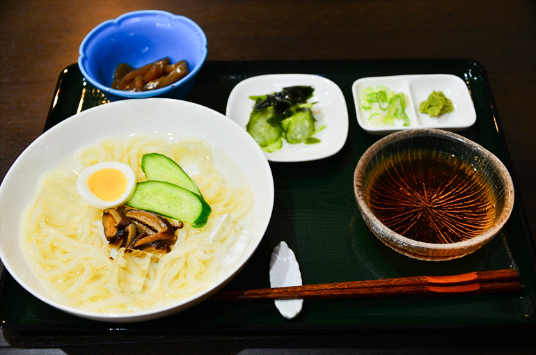 「おしゃべりカフェ　茶々」のランチ