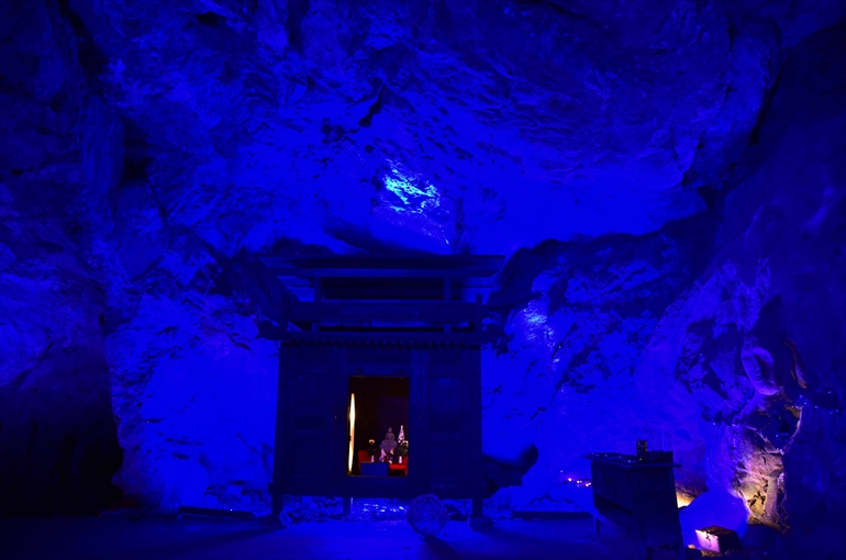 「青の洞窟」2