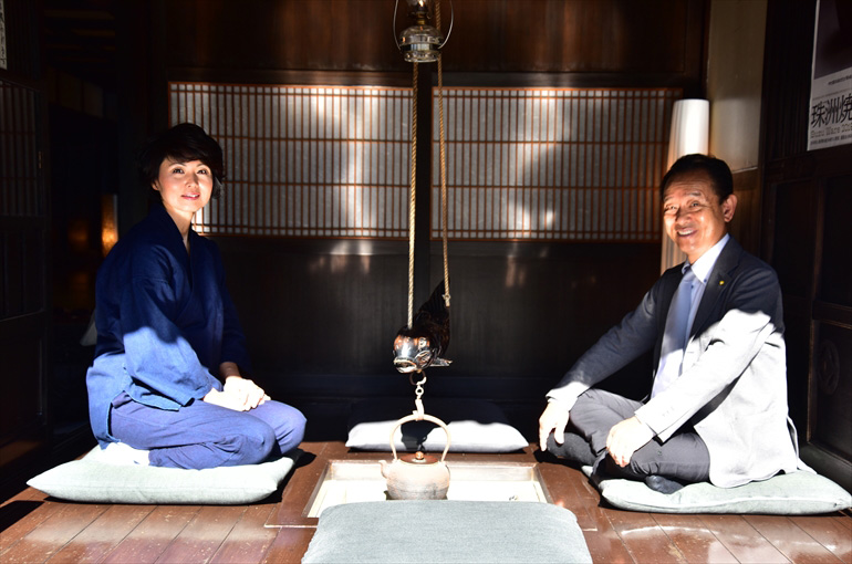 オーナー・刀祢秀一氏と女将・亜紀子さん