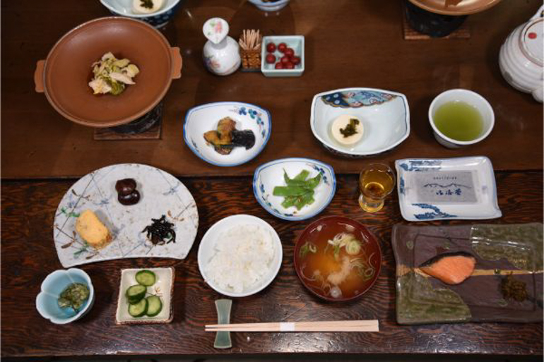 山水館信濃の朝食