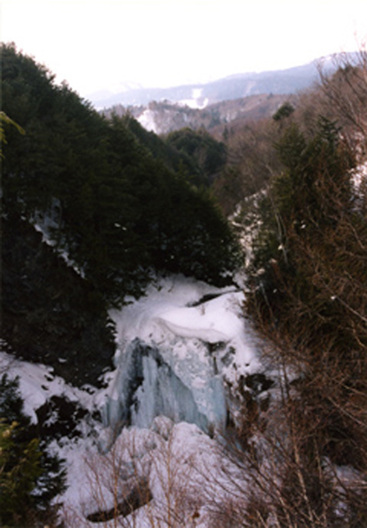 「善五郎の滝」