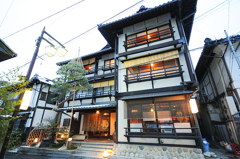 美ヶ原温泉　旅館すぎもと