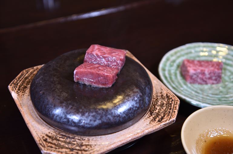 肉料理・にいがた和牛の石焼き