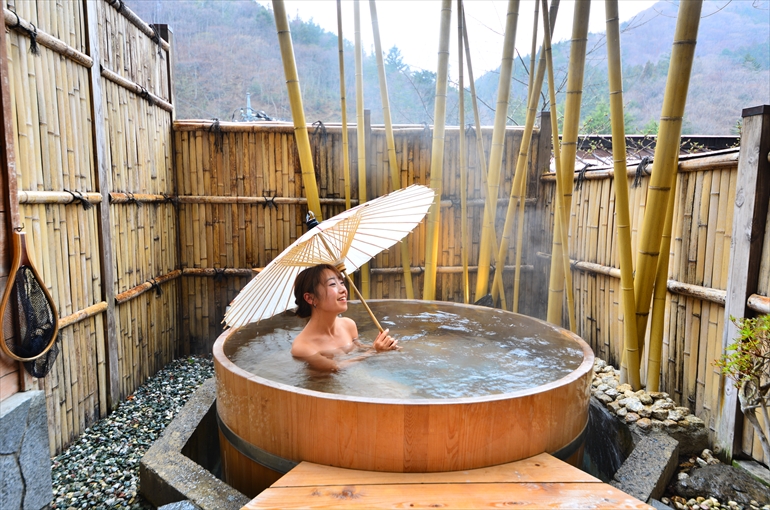 貸切露天風呂「月乃湯」