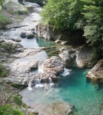 県指定天然記念物・甌穴（画像は温泉協会のサイトより）