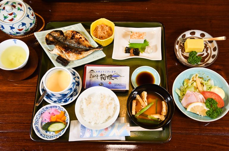 環翠楼の朝食