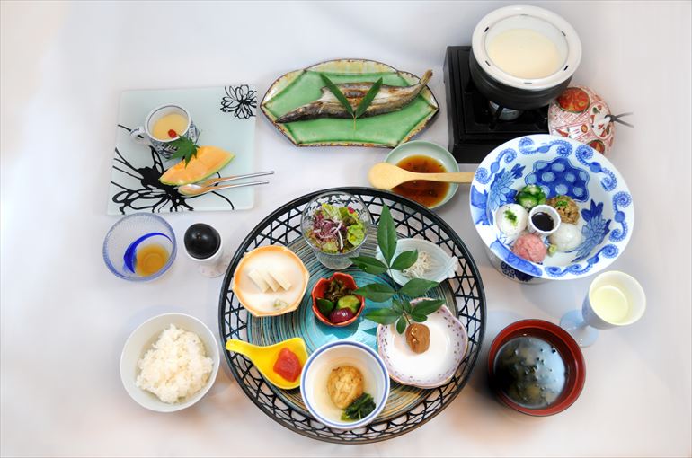 朝食・和食の一例（7月中旬取材）