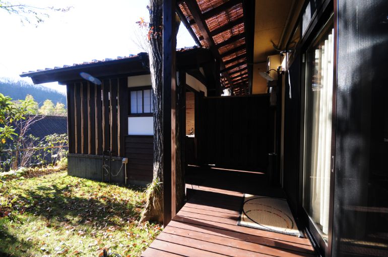 別館「麓庵」野ぎく