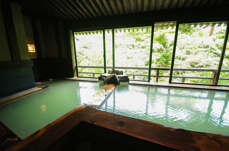 男女別大浴場「白雲の湯」