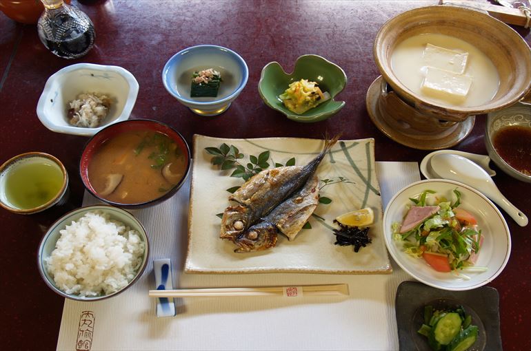 朝食の一例（12月）