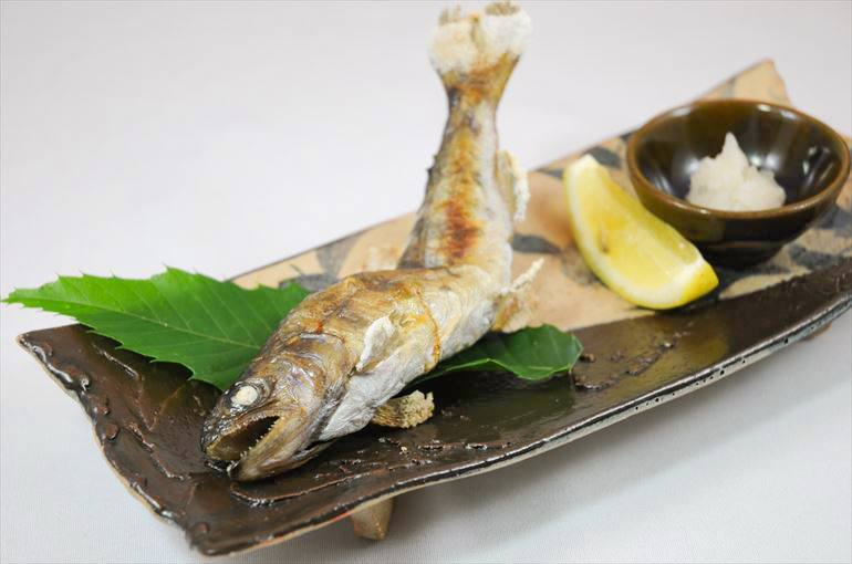 焼物「山女魚の塩焼き」