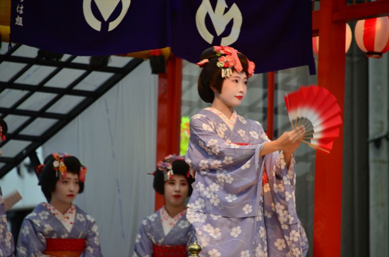 上山秋祭り三社神輿と踊り山車の様子6