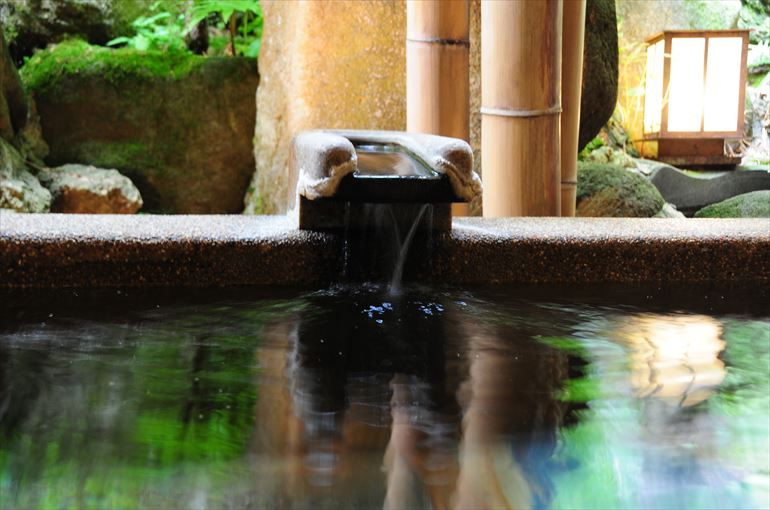 美肌効果の高いかみのやま温泉